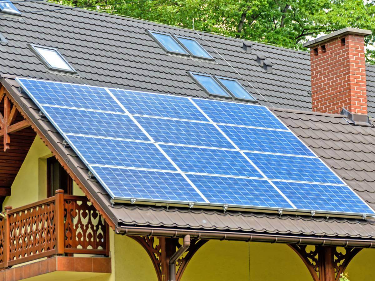 Community Spotlight: Success Stories of Solar-Powered Homes in Texas